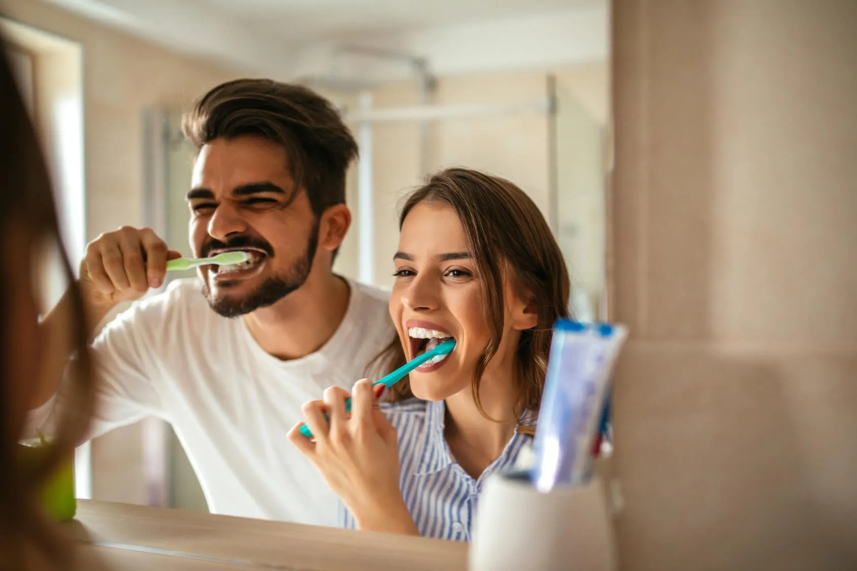 12 Avoidable Tooth Brushing Mistakes